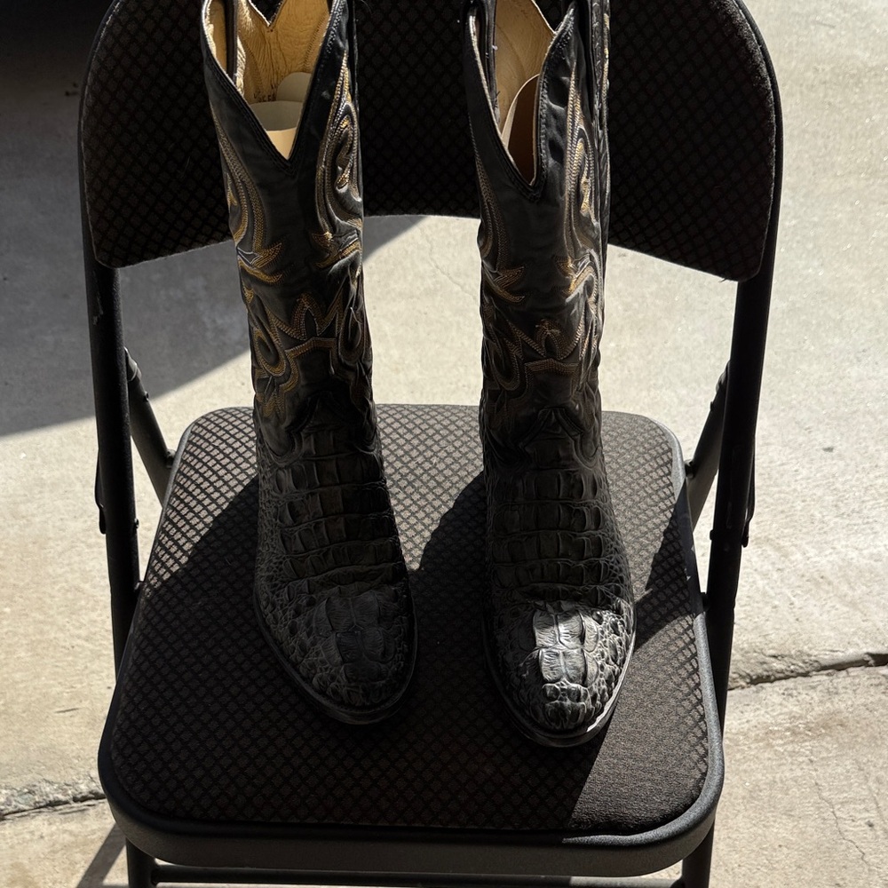Embroidered Black Cowboy Boots